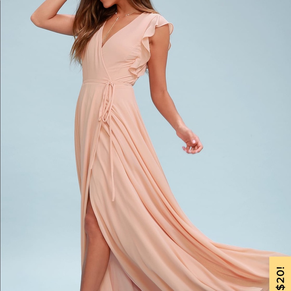 Lulu’s short sleeve wrap dress in blush